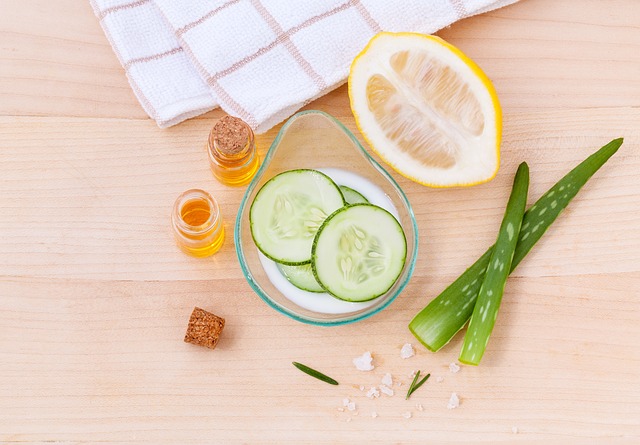 Top 18 Foods And Drinks For Dry Skin