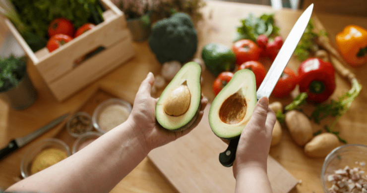 7 Benefits of Eating Avocados, According to a Dietitian